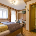 Casa de hóspedes Hotel-pension Lackenbauer