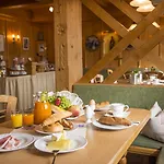 Casa de hóspedes Hotel-pension Lackenbauer 4*