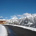Casa de hóspedes Hotel-pension Lackenbauer 4*