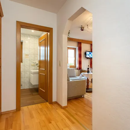 Guest house Hotel-Pension Lackenbauer 4*