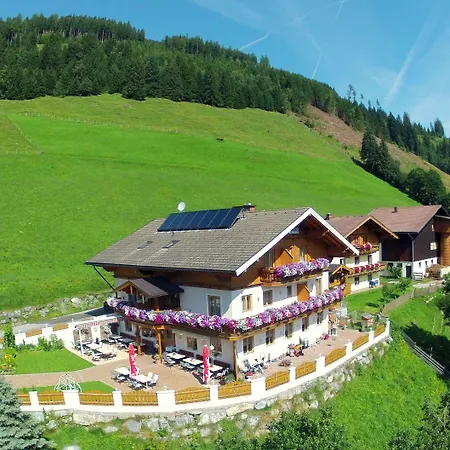 Haus Lackenbauer * Bad Hofgastein