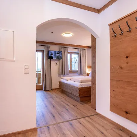 Apartment Haus Lackenbauer
