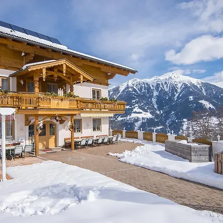 Guest house Hotel-Pension Lackenbauer Bad Hofgastein